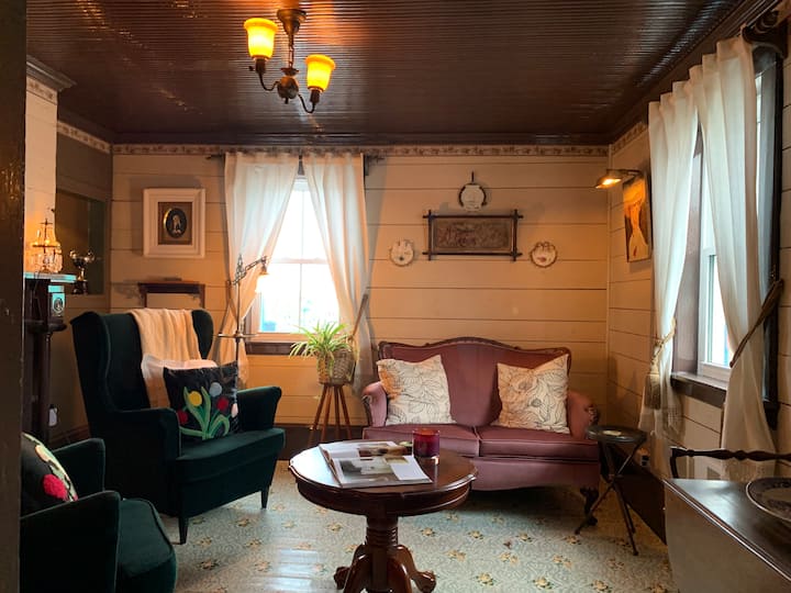 Pumpkin House...a Museum Guest House