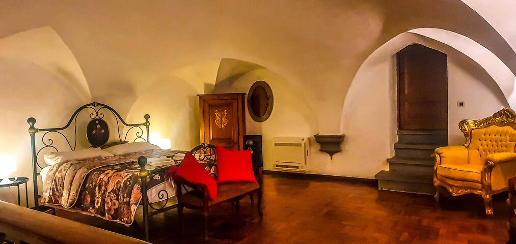 Esclusivo appartamento al Duomo gallery image 3