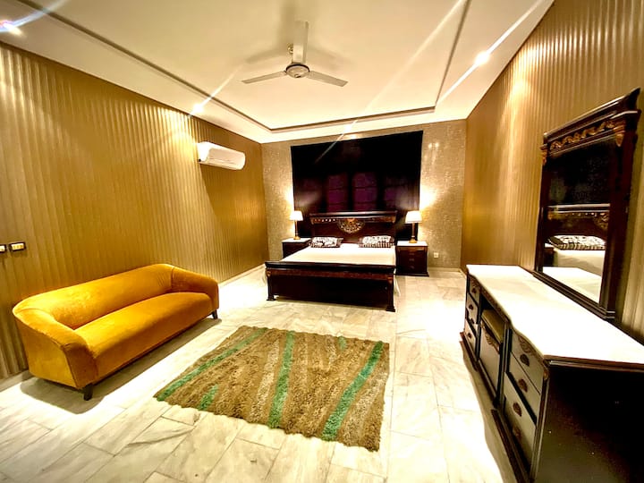 Falcon Complex, Lahore Holiday Rentals & Homes Lahore, Pakistan Airbnb