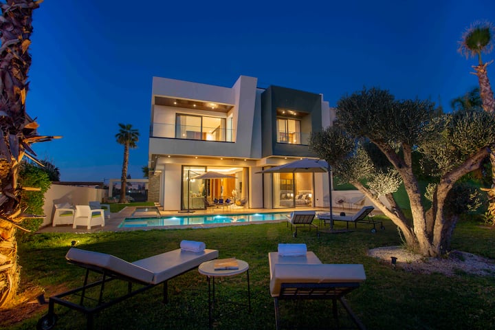 Superbe Villa Sur Golf. Piscine Chauffée! - Marrakesh