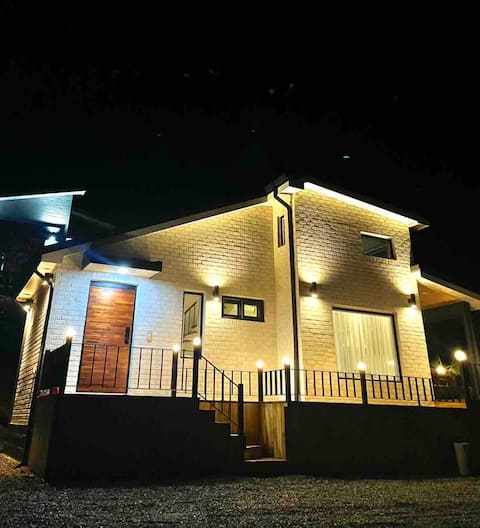 *Newly built (No. 1) duplex, private house/Bullock (for a fee)/beam projector/Yeongwol-gun Kim Satga