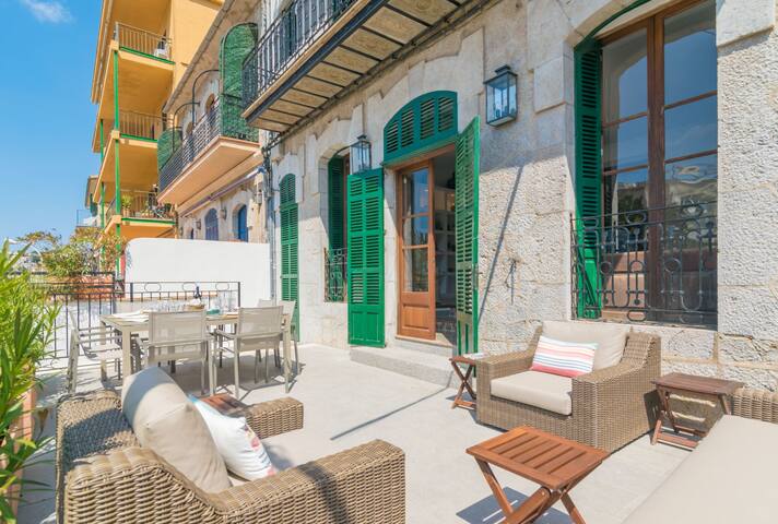 VILLA SA TORRE.( 20 meters from the beach) gallery image 3