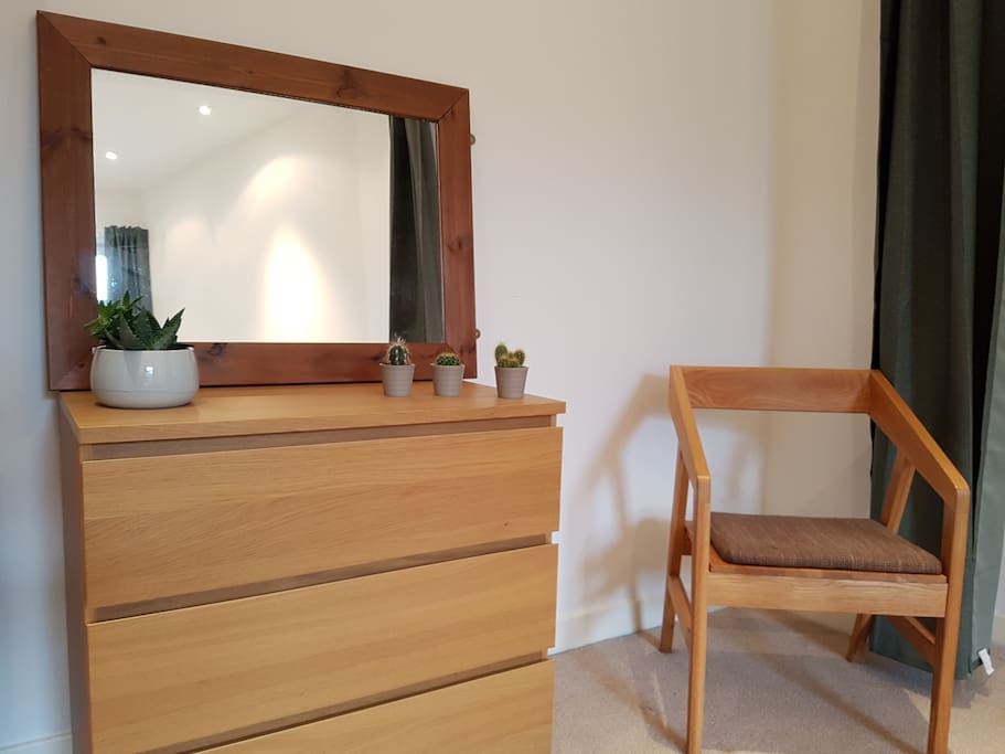 Rear Bedroom