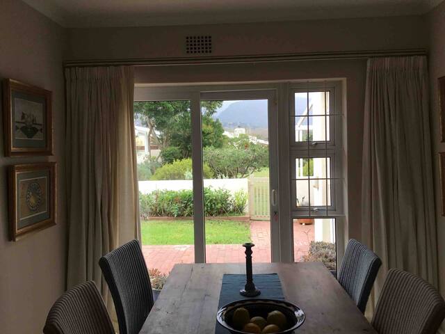 Nova Constantia gem , surounded by wine estates. gallery image 4