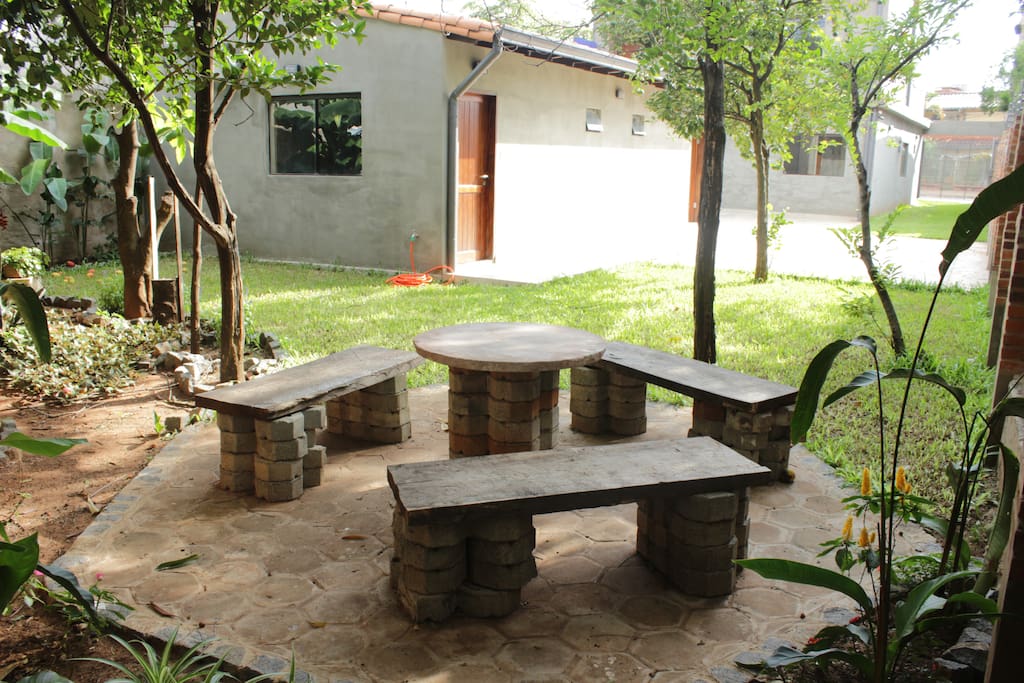 Espacio verde para relajarse en la naturaleza.