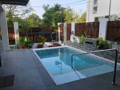 Gorgeous Oceanside Villa with Private Pool