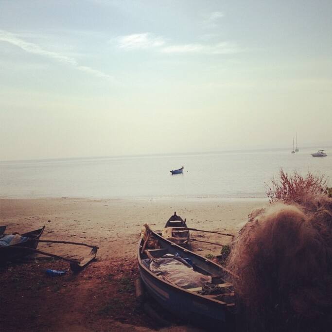 Dona Paula Beach