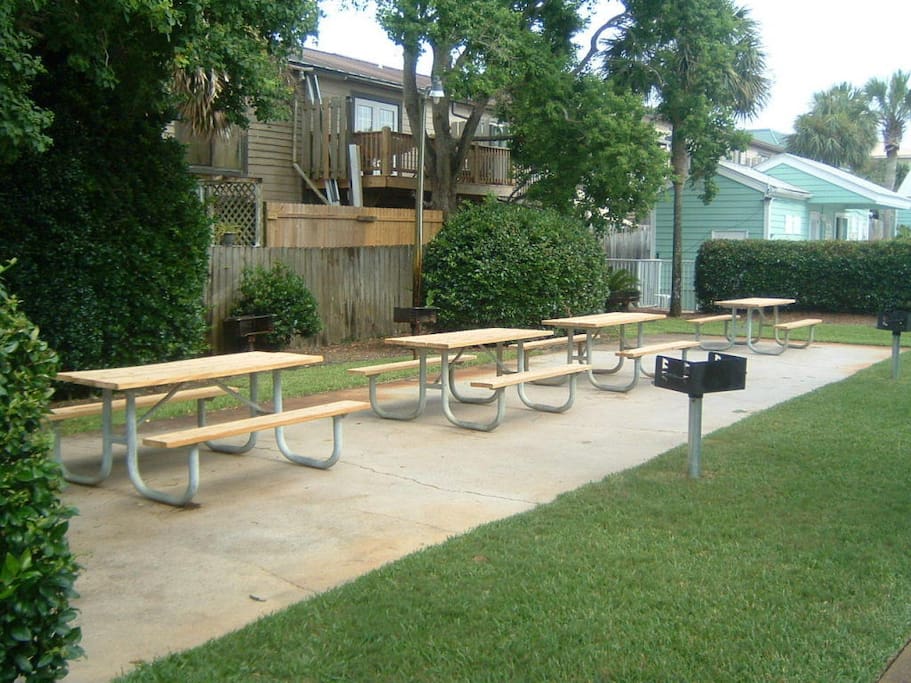 Sea Cabins community picnic area