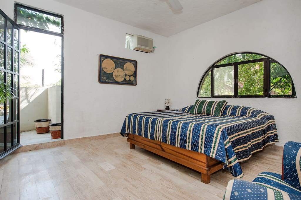 Large King bedroom with NEW large ensuite bath, 4 Windows overlooking pool and trees... air conditioned.