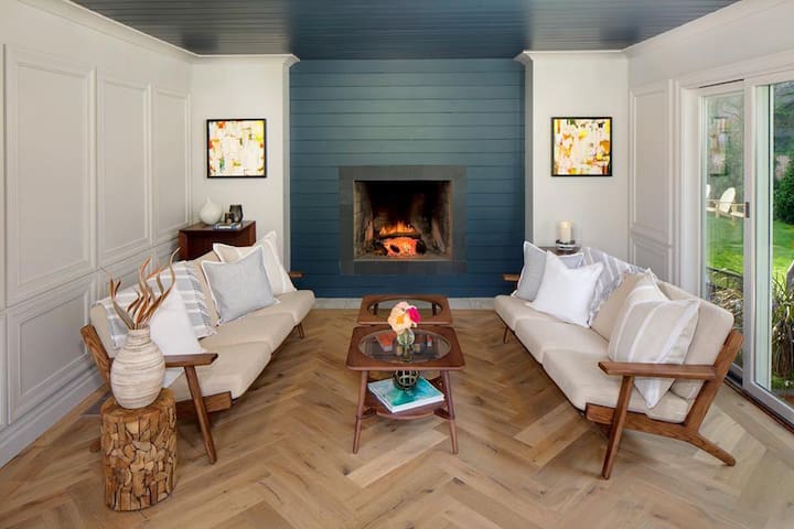 Airbnb East Hampton Vacation Rentals Places To Stay New