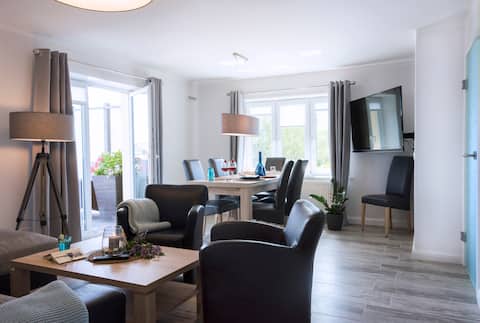 Top performing Airbnb: Free view - House on the Wadden Sea Silbermöwe in Dagebüll