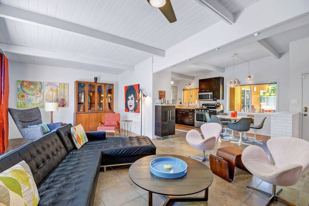 The open-concept floor plan is perfect for groups.