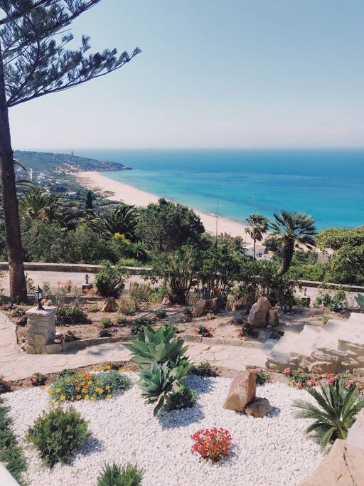 Garden and view to Africa