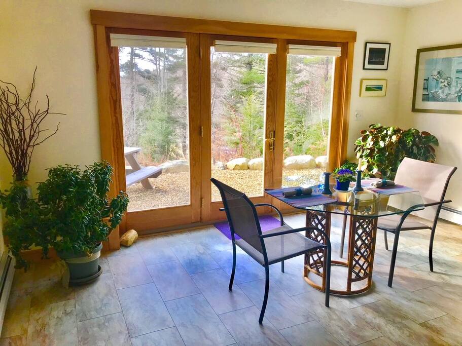 Indoor dining area can accommodate 4 people.