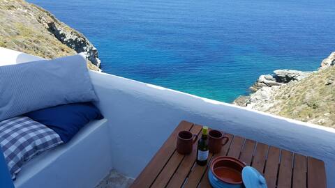 Aegean Eye Elite 4 Person Studio