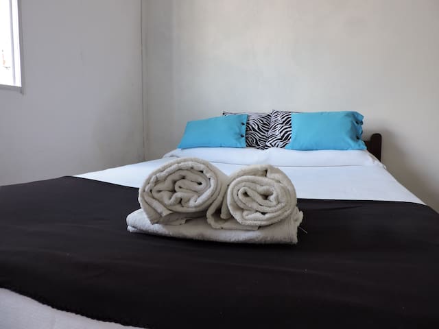 Cozy studio apartment close to everything