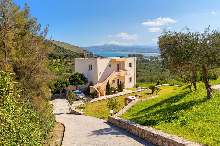 Oceana Villa with Private Pool gallery image 2