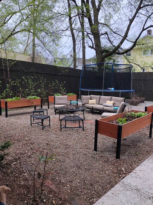 Apartment faces onto back garden. This is shared space with owner and might have a small poodle in it from time to time.