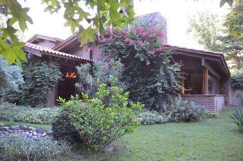 Aldila Casa