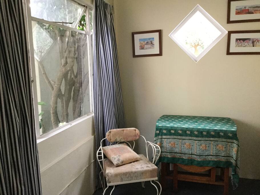 Small sitting area