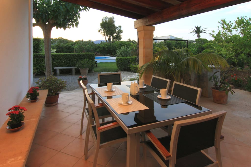 Terraza exterior de la casa.