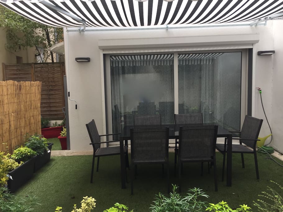 Vous avez une petite terrasse pour vous
