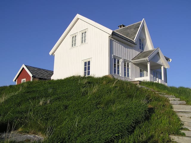 The Lighthousekeepers recidence