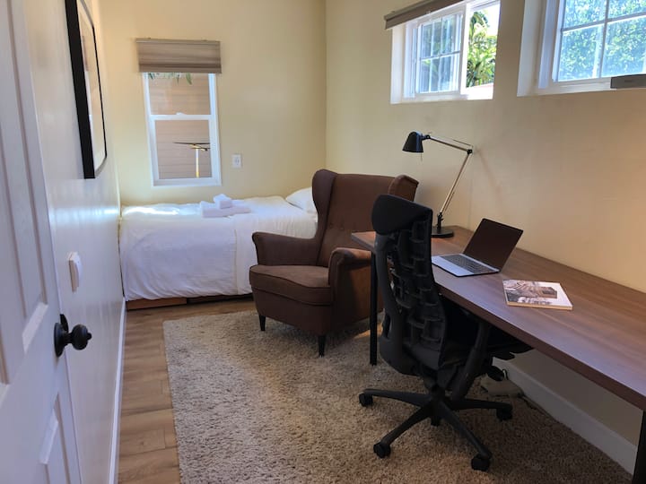 Quiet Academic Room Near Uc Berkeley & Bart - El Cerrito, CA