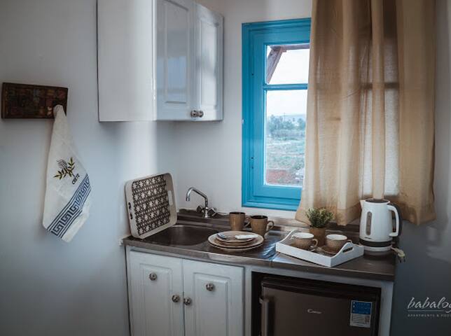 Spacious Villa with Pool, Near Malia Beach Crete. gallery image 4