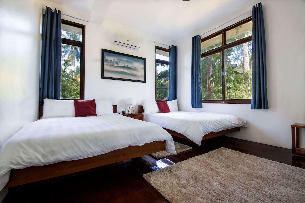 Спална соба 2, 2 брачни кревета (широки 150-179 см), клима уред, плакар