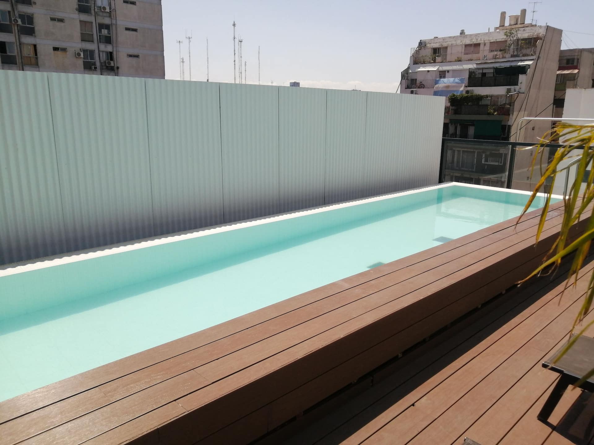 Квартира-студия 30 m² с бассейном в Monserrat