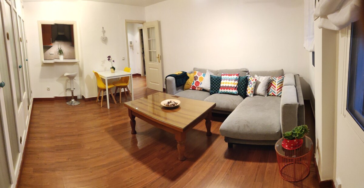 Anuncio de Airbnb popular: Beautiful apartment in the center of Marbella. en Marbella