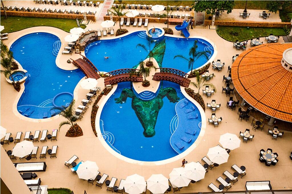 Huge swimming-pool and cafe