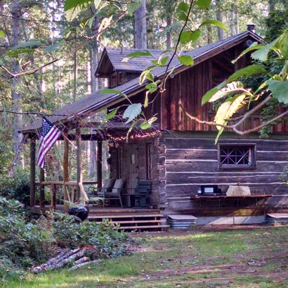 Vintage Cabin In Private 10 Acre Forest Cabins For Rent In Vashon