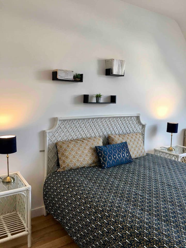 საძინებელი 1