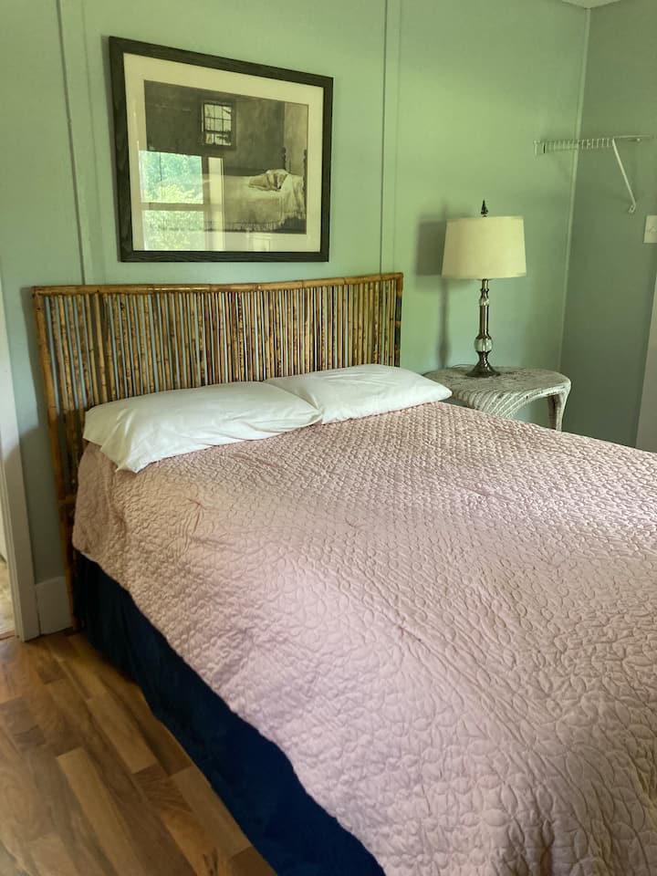 חדר שינה 2 מיטה בגודל מלא