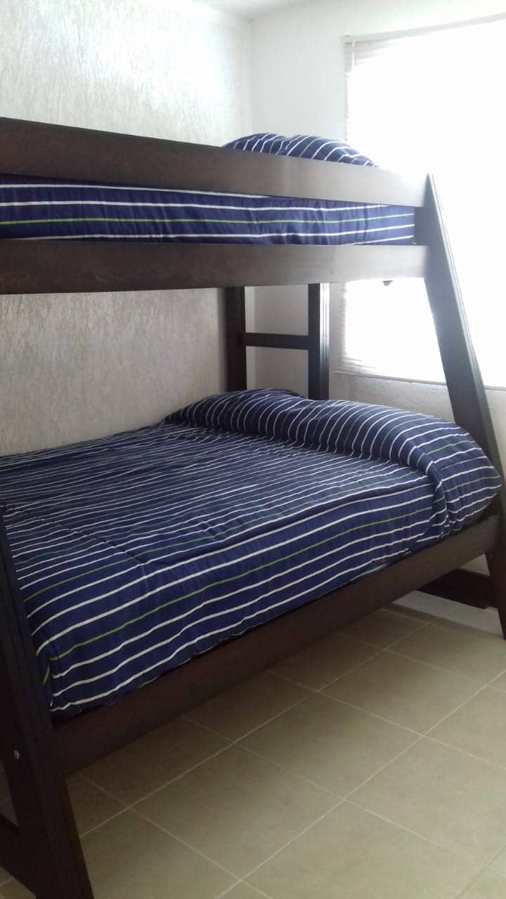 Litera. Cama matrimonial e individuals