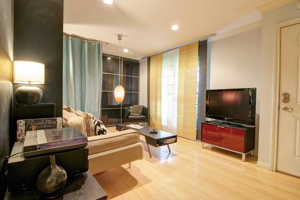 WIFI & Apple TV available