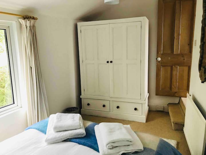 Druga spavaća soba s bračnim krevetom