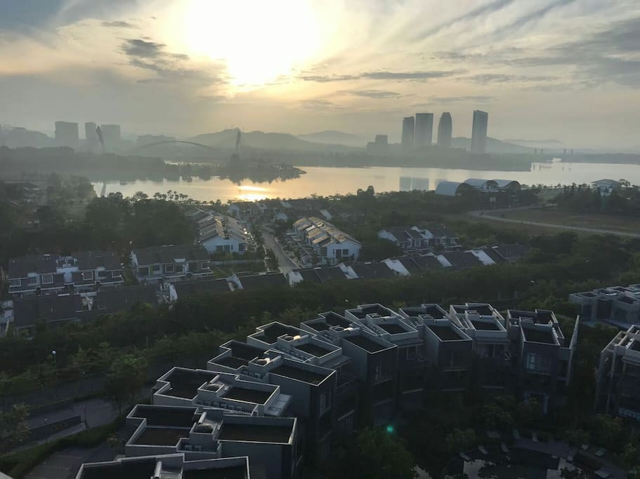 Surreal morning view from Rooftop Sky Garden