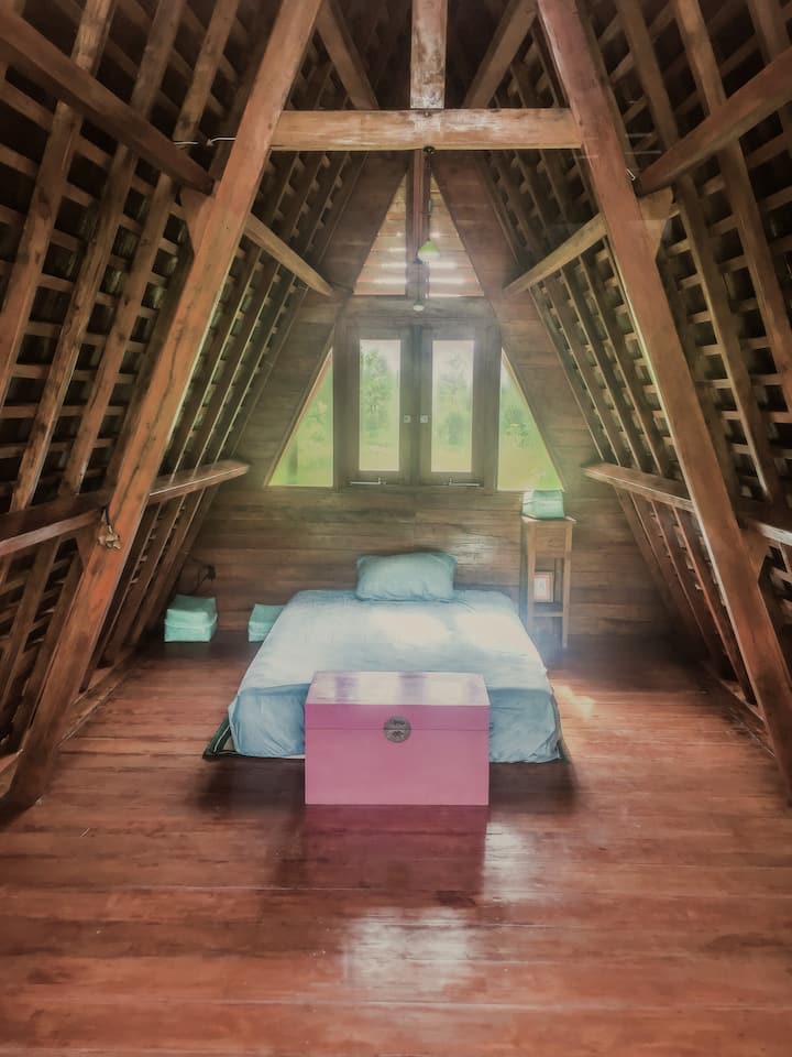 A VERY comfortable bed