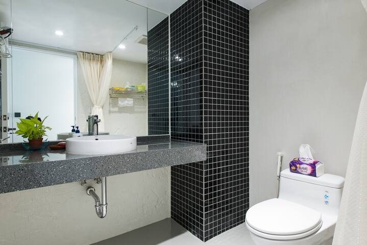 安全、便利、溫馨、整潔。 Bright, comfortable & spacious 3br! gallery image 3