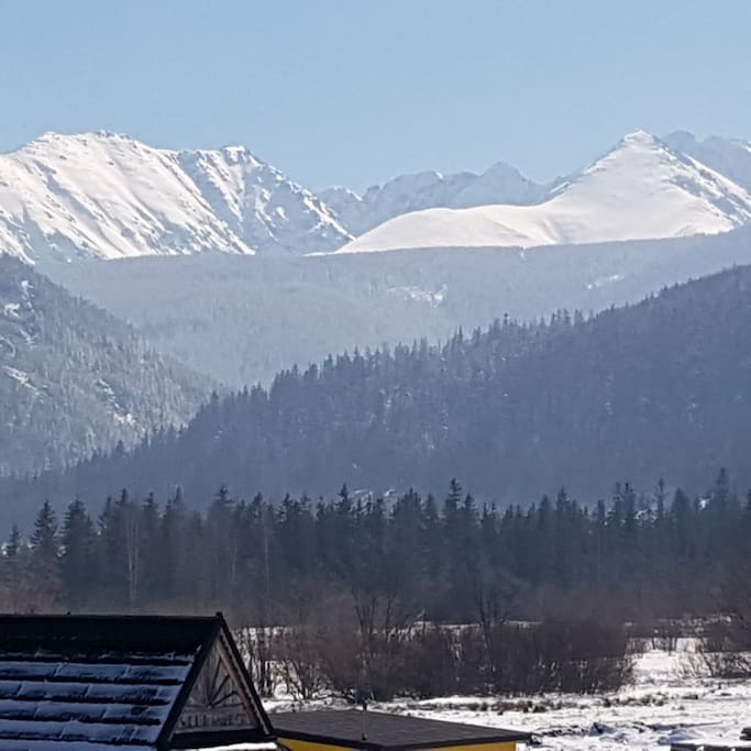 widok z balkonuna Tatry