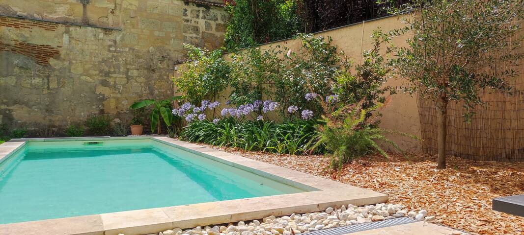 Villa, piscine, parking, à 10 mn à pied du centre gallery image 4