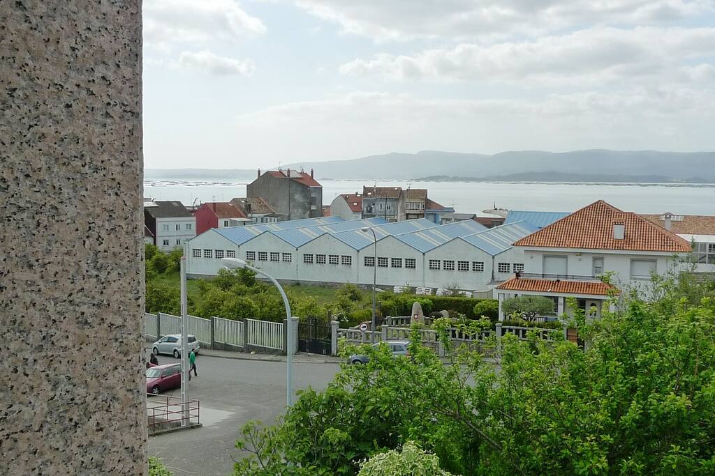 Vistas desde la cocina al mar y la montaña