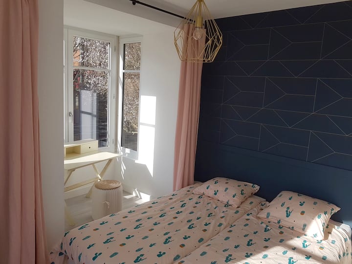 ห้องที่มีเตียงเดี่ยว 2 เตียง (เตียง 2 เตียงขนาด 80 ซม. * 200 ซม.)