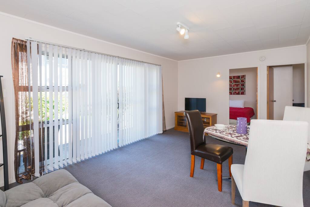 Spacious lounge