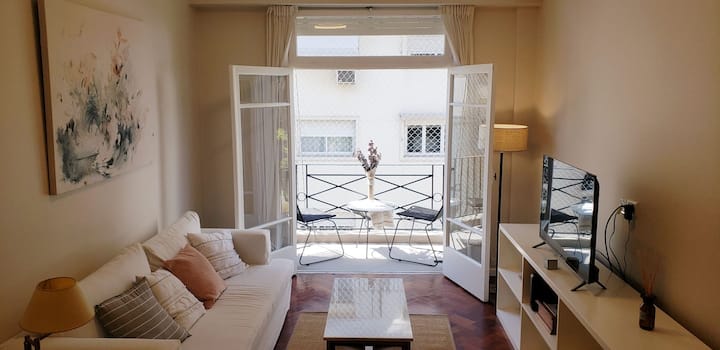 Двухкомнатная квартира после ремонта в Recoleta