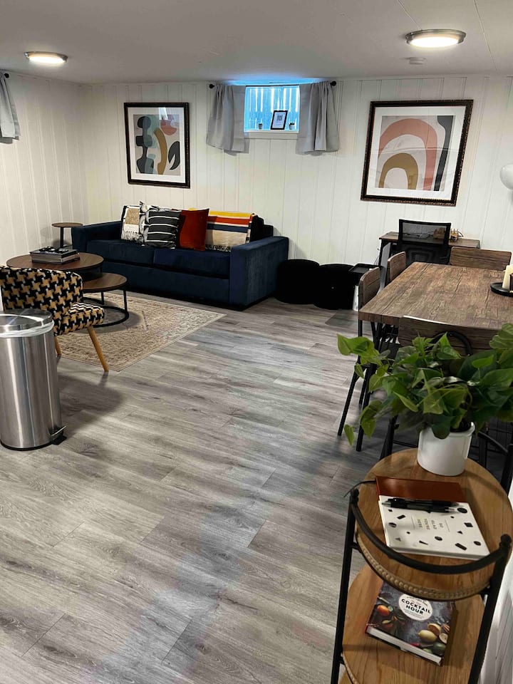 Denver Retreat | Walk To Hotspots | Yard & Parking - Denver, CO