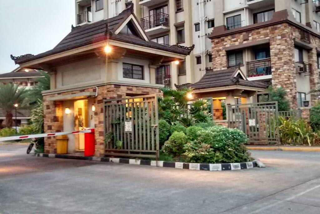 Guarded gate
